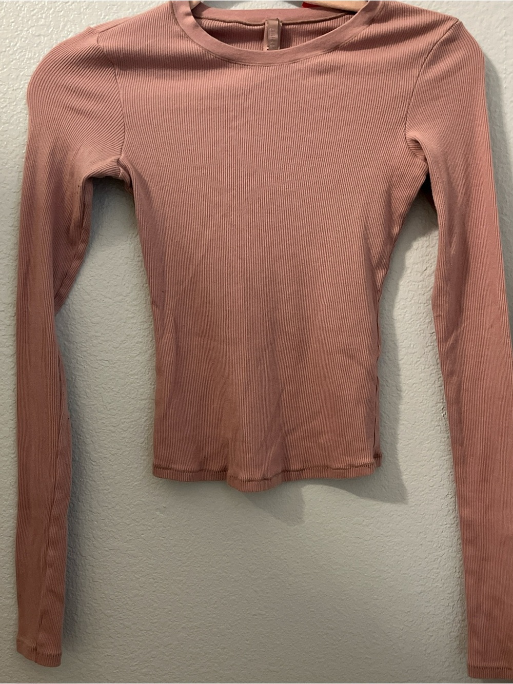 SKIMS Long-Sleeve Ribbed Top - Dusty Pink